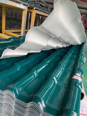Tejas de PVC de ladrillo rojo anti-corrosión española para techos residenciales