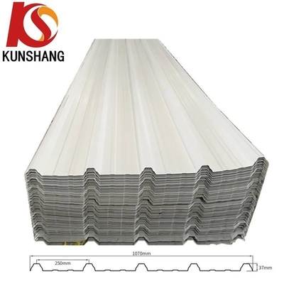 Tamaño del paquete 35.00cm * 30.00cm * 15.00cm PVC asequible / UPVC Hoja de techo Material de construcción de techo de trapecio de hoyo alto