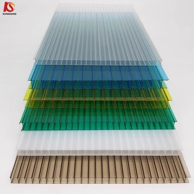 Muestra gratuita 2100mm Panel de luz natural de policarbonato liso Fenómeno Invernadero PC Hole Roofing Sheet para ahorrar energía