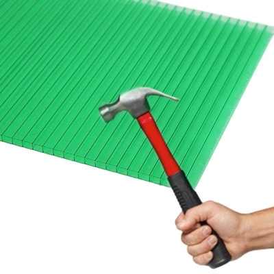 Capa de protección contra los rayos UV 50um T900 Panel de policarbonato impermeable no tóxico Fenómeno PC Hoja de techo para edificios comerciales