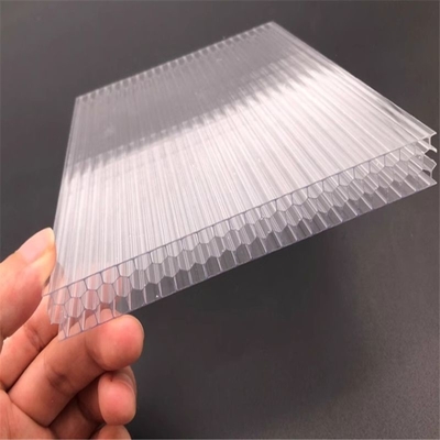 Protección contra la lluvia de color marrón alto brillante Holes de policarbonato de plástico con espesor de material duradero de 4 mm-40 mm