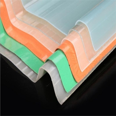 Tejas de techo de pared divisoria industrial de FRP con diferentes opciones de espesor y ancho de 720-1130 mm