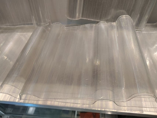 Hoja de techo transparente corrugada de FRP de espesor personalizado de 0,8 mm a 3,0 mm para solución de techo